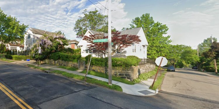 Trágico domingo: anciana muere atropellada en Yonkers