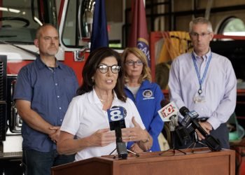 Gobernadora Hochul Anuncia La Reapertura De Las Carreteras Del Valle De Hudson