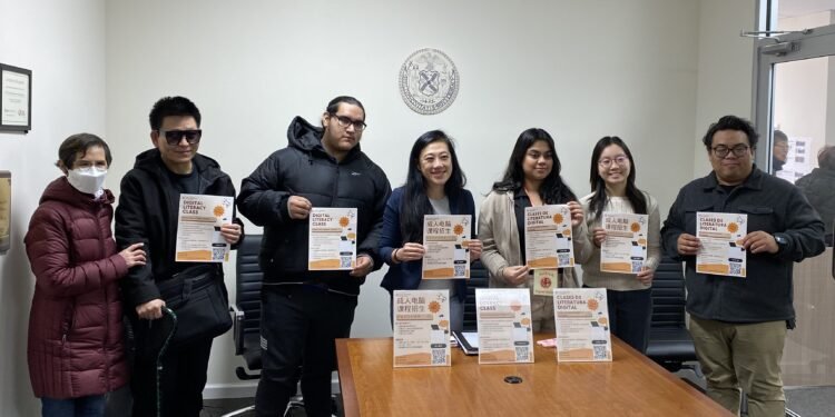 La concejal Sandra Ung y AAFE anuncian cursos gratuitos bilingües de computación y tecnología para adultos mayores