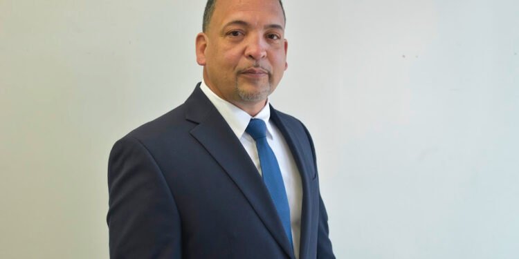 Alberto Velázquez lanza su candidatura para el concejo de la ciudad de Yonkers